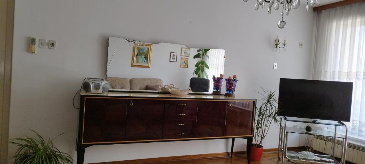 7 Flower Street Apartment Sempeter pri Gorici Zewnętrze zdjęcie